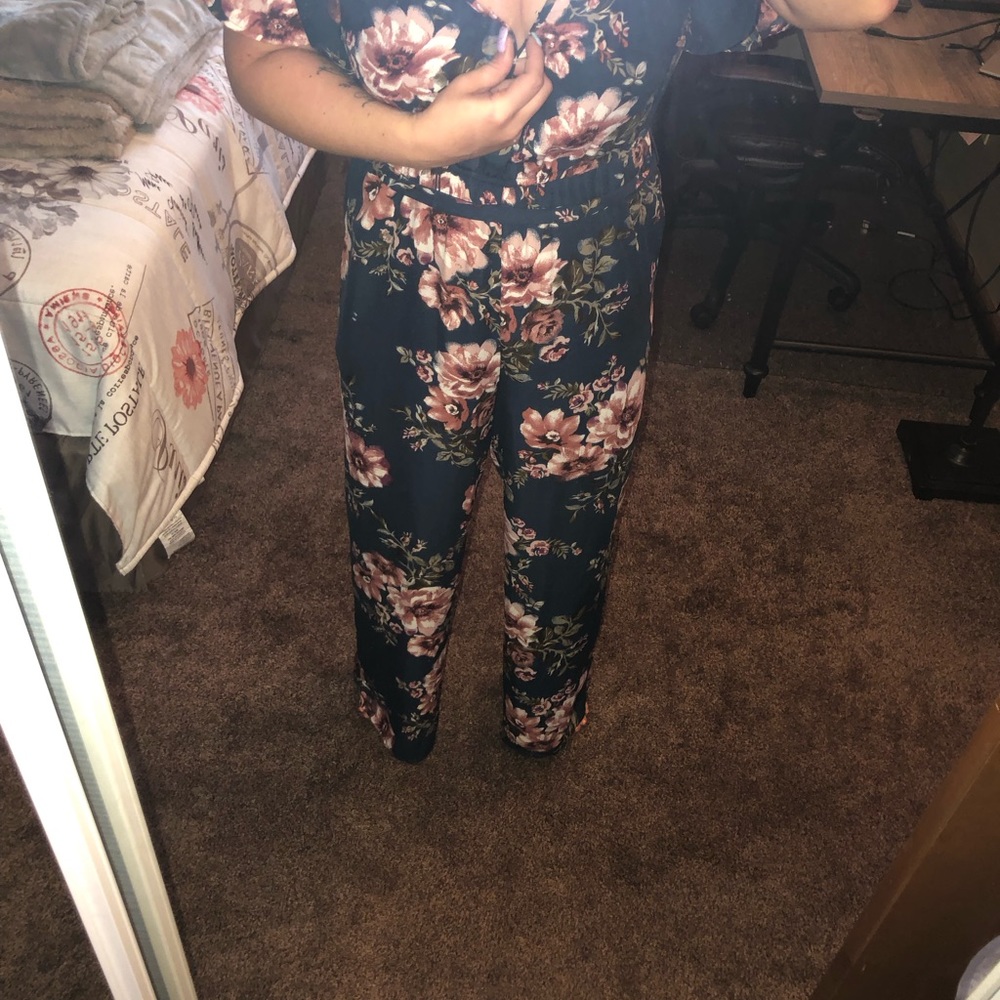 Floral romper - Picture 4 of 9